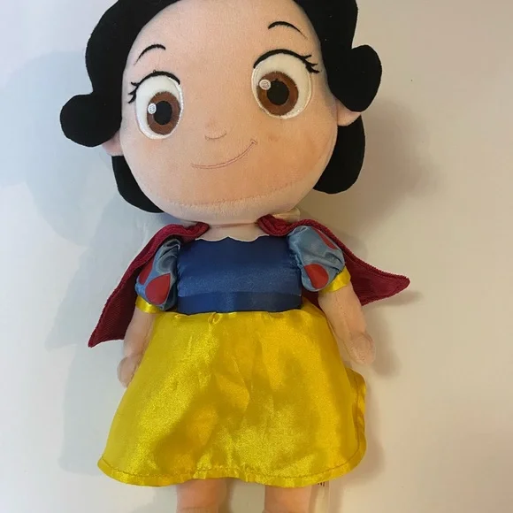 Disney Snow White doll - Picture 4 of 7